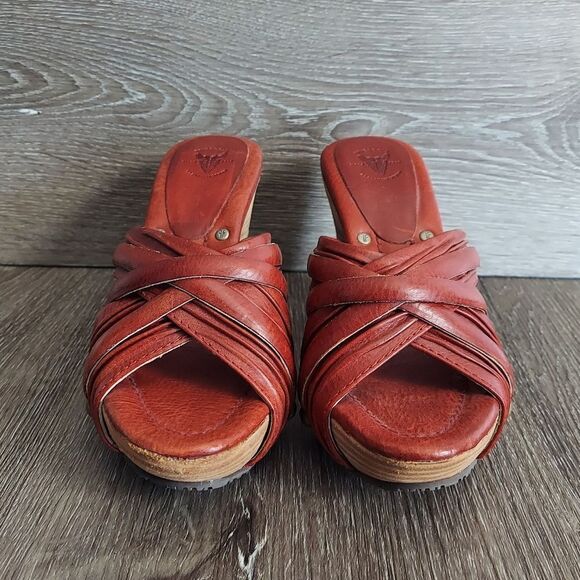 NEW Frye Reese Multi Slide Heeled Sandal Red Size 6.5 - Picture 2 of 9